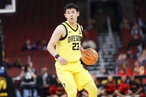 媒体人：有能力的年轻球员应挑战NCAA 能打高水平比赛收入也不低